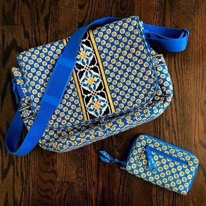 Vera Bradley RETIRED Riviera Blue Bag & Wallet Set